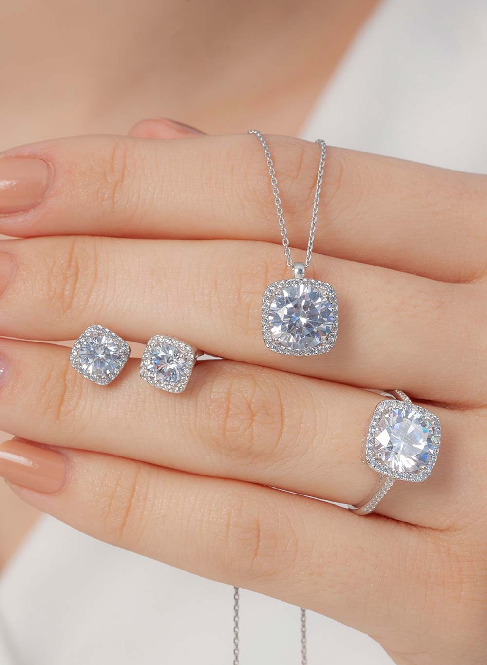 Funkelnde Diamanten jetzt online einkaufen