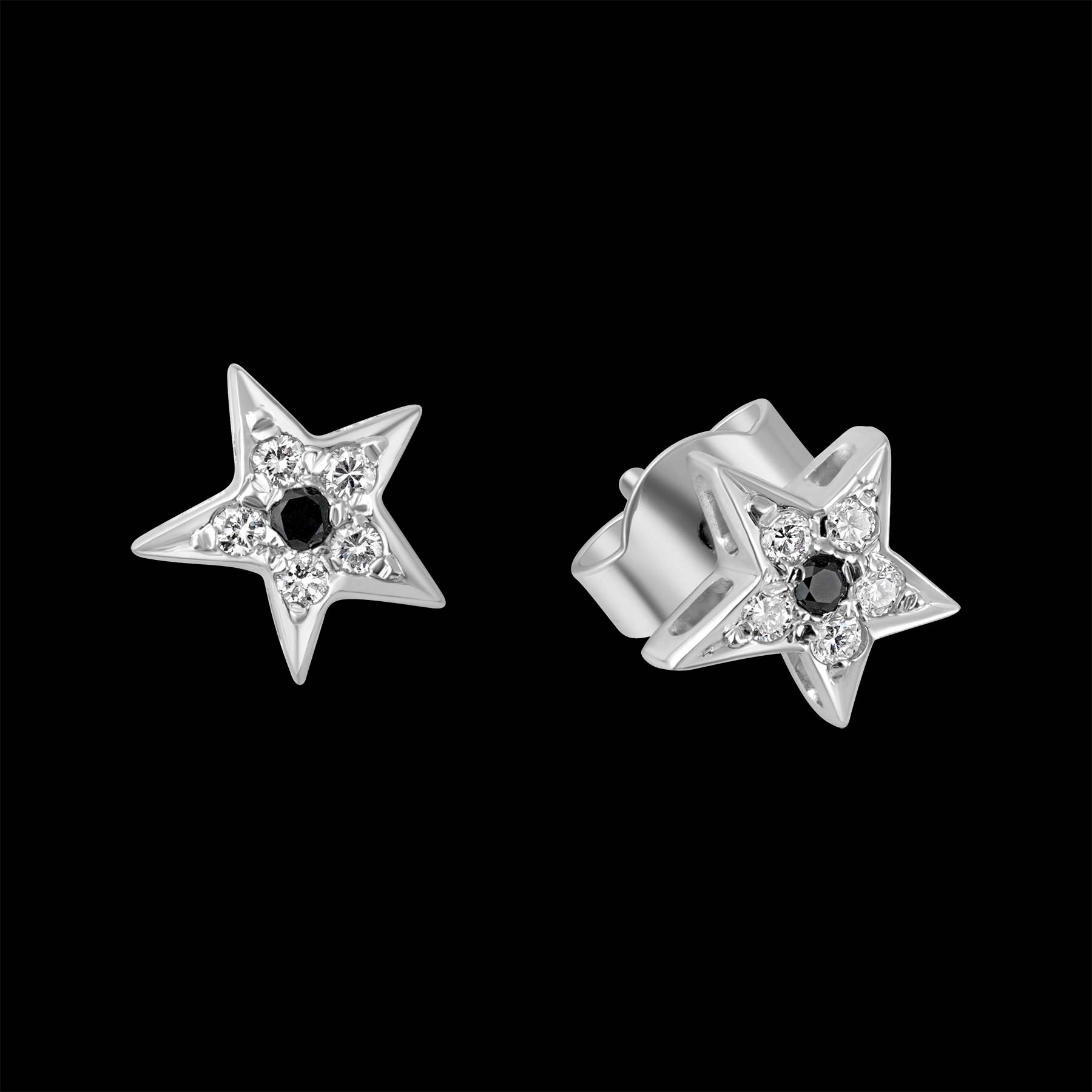 Ohrschmuck jetzt Online kaufen.